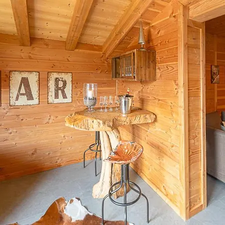 Savoyard - - Bo Immobilier - Multipass 2025 Ete Offert Par Votre Pour 7 Personnes Châtel