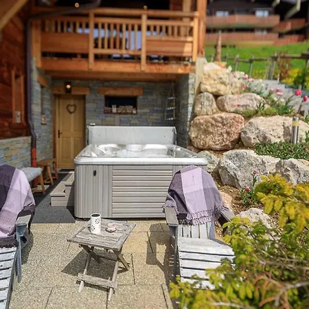 Savoyard - - Bo Immobilier - Multipass 2025 Ete Offert Par Votre Pour 7 Personnes Chalet
